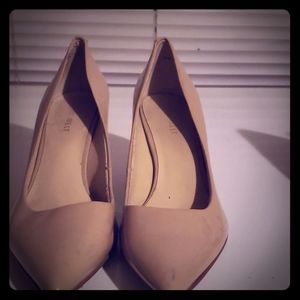 Nine West Beige pumps